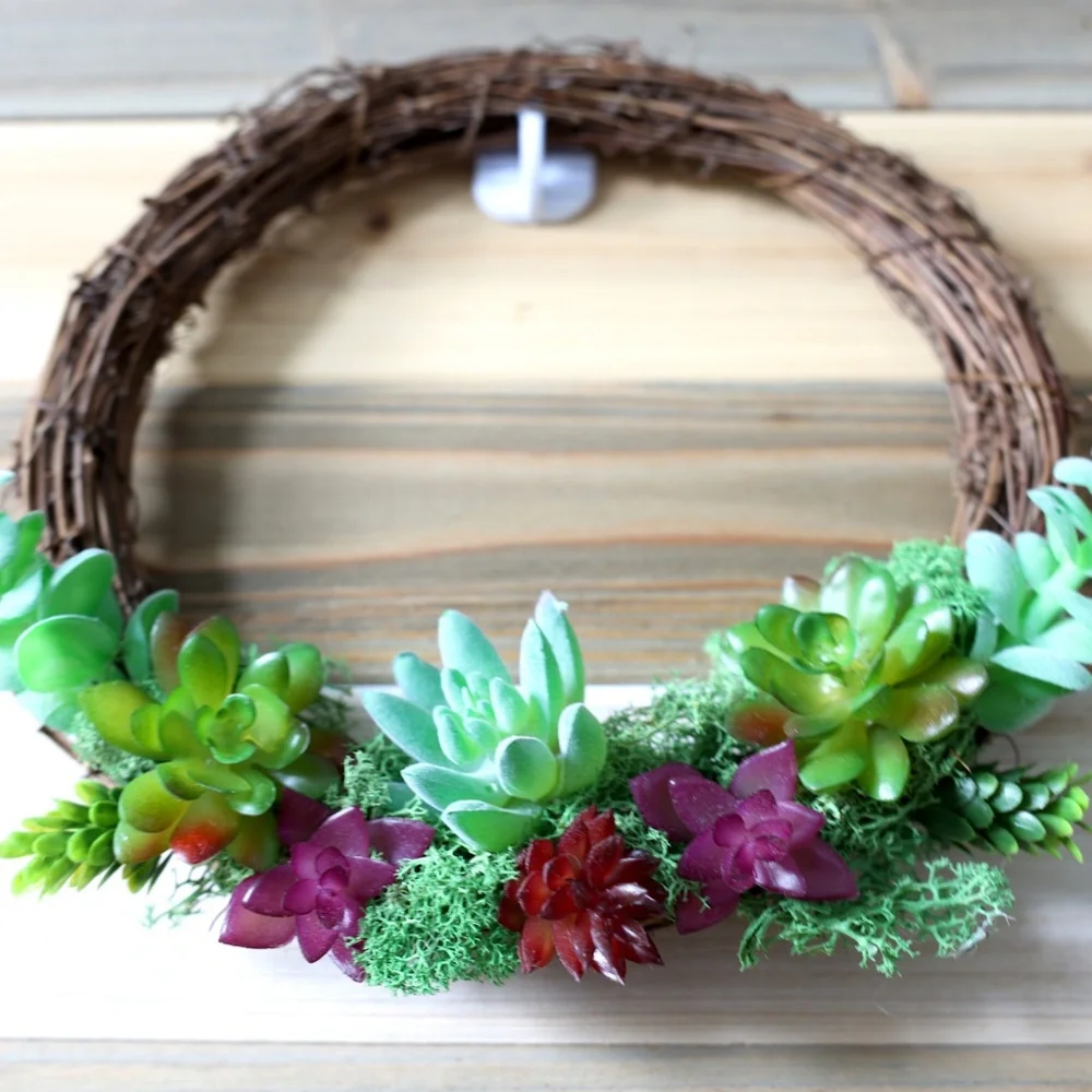 10" Grapevine Wreath with Hi-Quality Succulents & Moss Handmade Home Decor - Picture 2 of 3